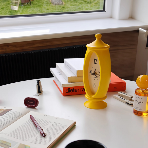 Playful Retro Mailbox Table Clock – Silent Decorative Desk Clock