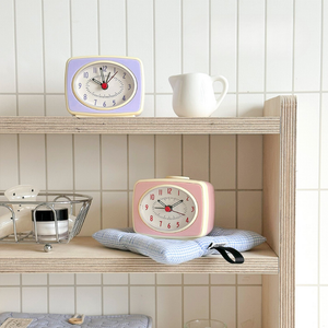 Mini Pastel Retro Table Clock