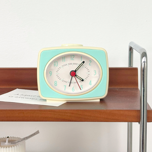 Mini Pastel Retro Table Clock