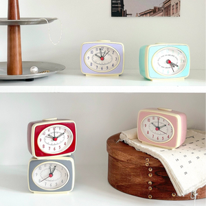 Mini Pastel Retro Table Clock