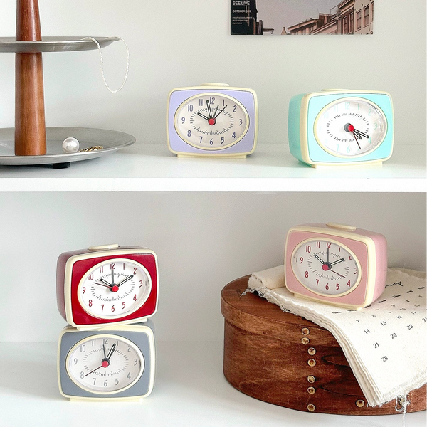 Mini Pastel Retro Table Clock