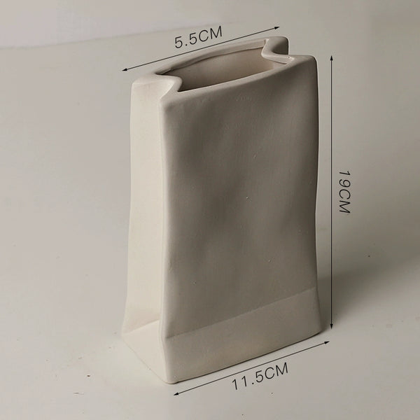 Beige rectangular planter with dimensions marked on a light gray background