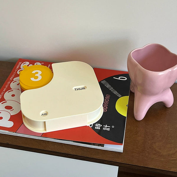 Milk Cream Flip Desk Calendar