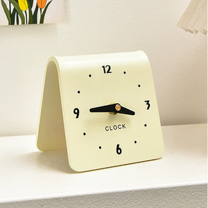 Minimal Folded Desk Clock