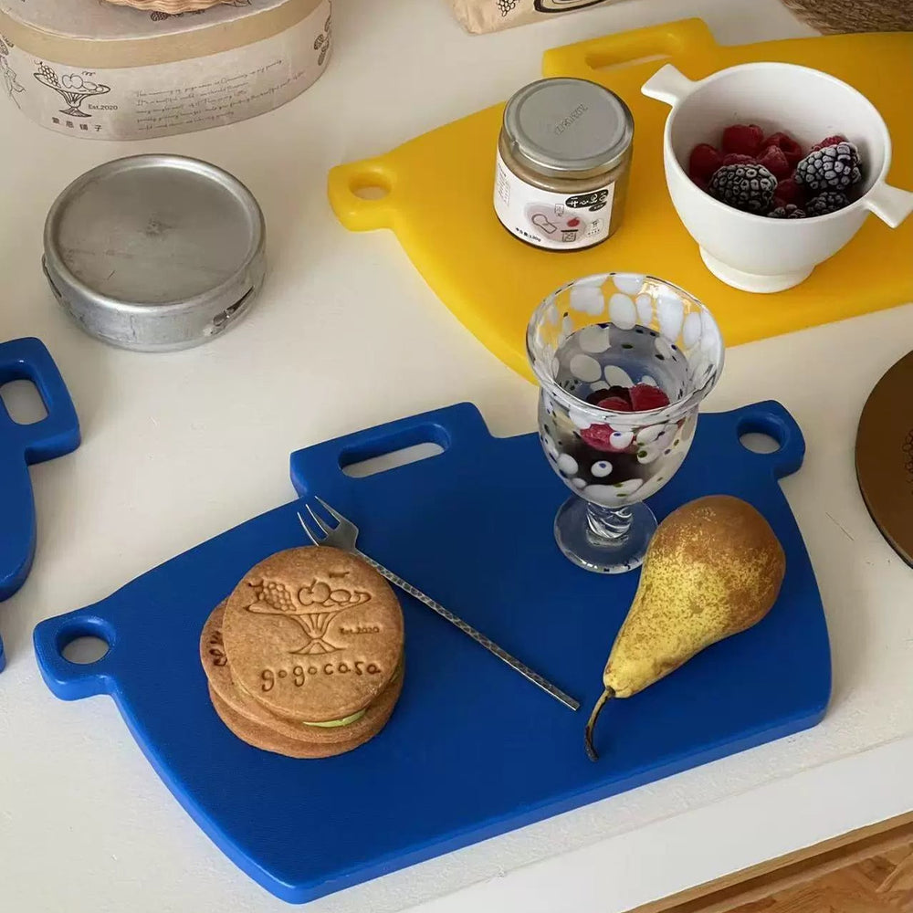 Playful Pot-Shaped Cutting Board
