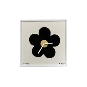 Black flower-shaped clock